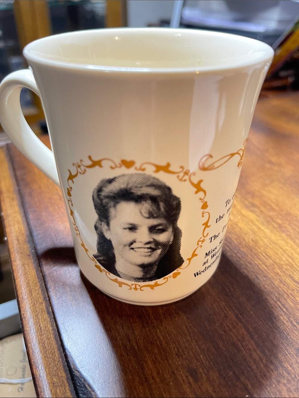 Classic White Ceramic Mug with Gold Accent and Portrait Motif -